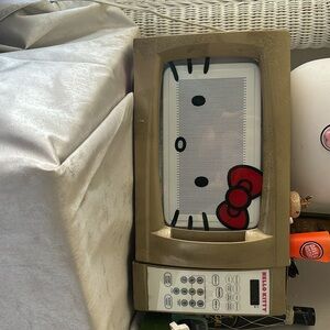 Gold hello Kitty microwave
